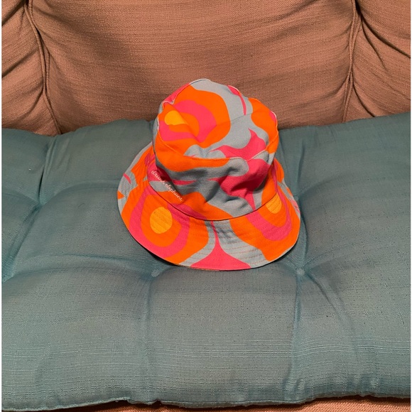 Drunk Elephant Reversible Bucket Hat. 2 Hats In One! ✌️ - Picture 3 of 9